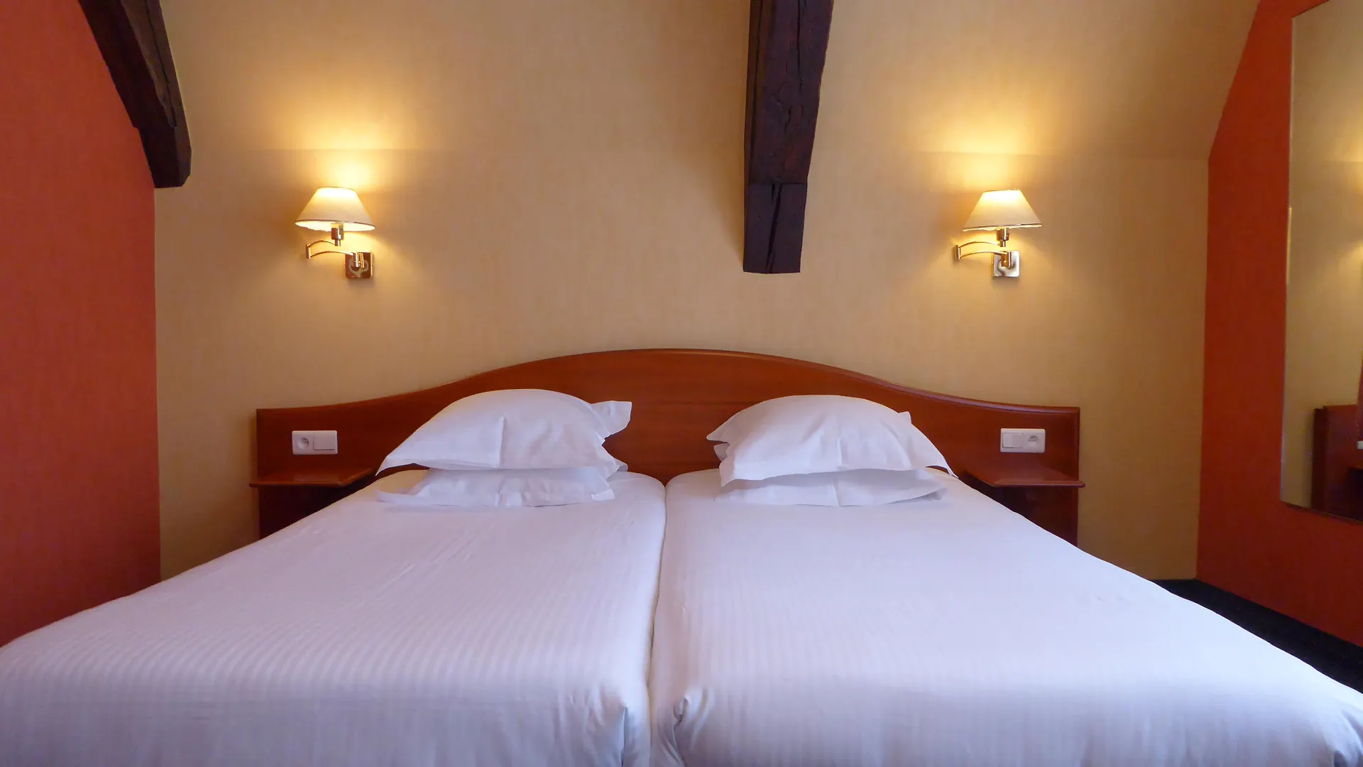 The Black Swan Hotel 브뤼헤 3*,
