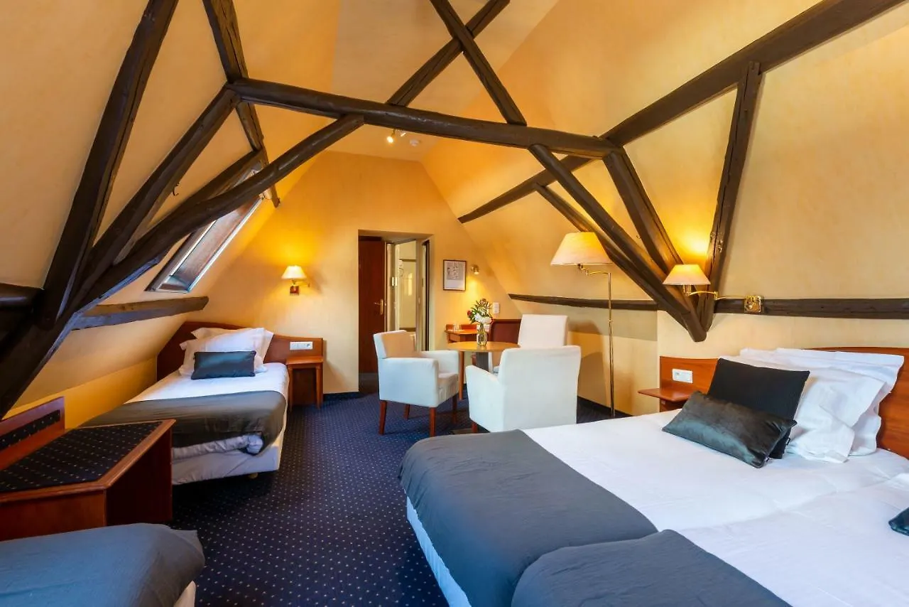 The Black Swan Hotel 브뤼헤 3*,  벨기에